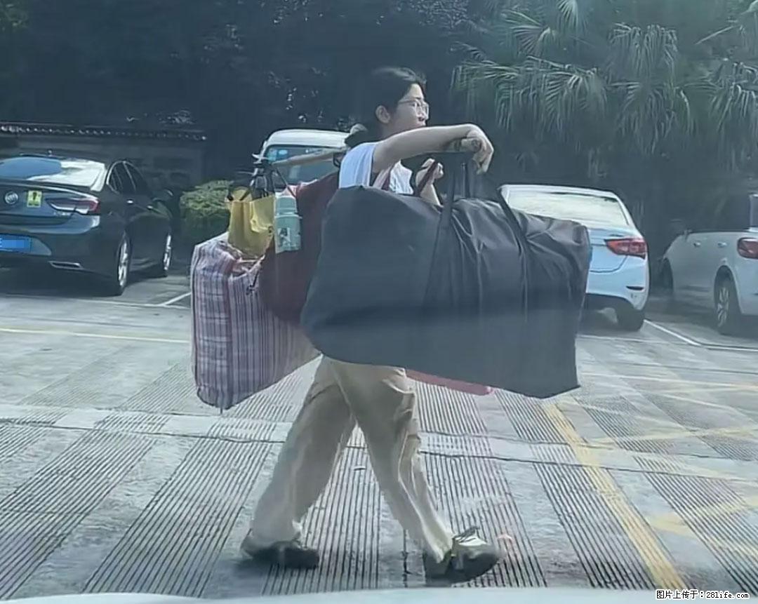 全网追的“扁担女孩”，找了一份暑假工，时薪12元 - 温州生活资讯 - 温州28生活网 wz.28life.com